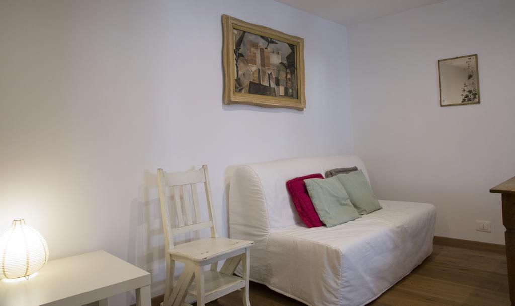 Cairoli Interno 9A Roma Exterior foto