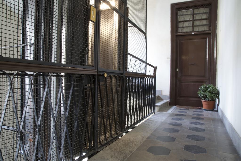 Cairoli Interno 9A Roma Exterior foto